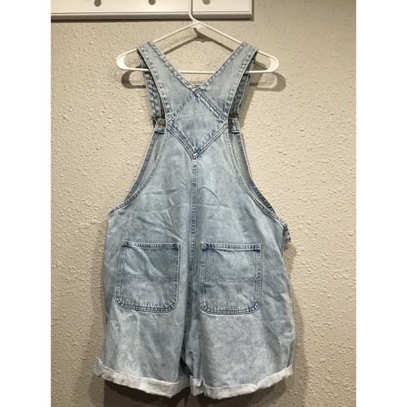 Old Navy Slouchy Straight Jean Shortalls Sz L Light Wash Denim Minimalist Summer - Picture 5 of 5